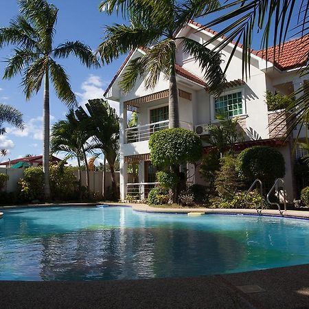 Sir Nico Guesthouse And Resort Pulilan Εξωτερικό φωτογραφία