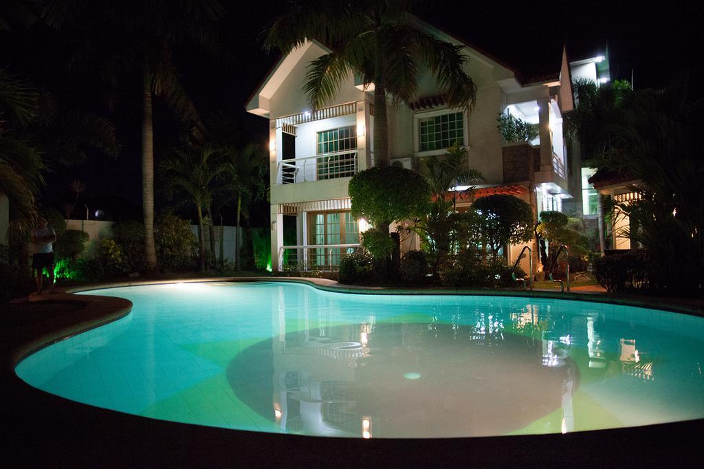Sir Nico Guesthouse And Resort Pulilan Εξωτερικό φωτογραφία