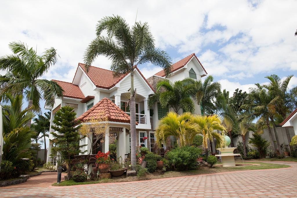 Sir Nico Guesthouse And Resort Pulilan Εξωτερικό φωτογραφία
