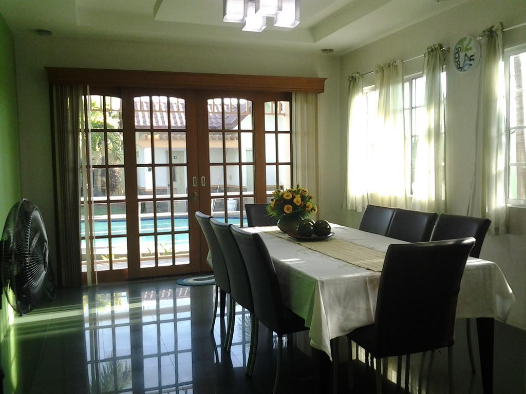 Sir Nico Guesthouse And Resort Pulilan Εξωτερικό φωτογραφία